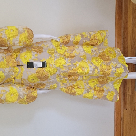 Elliatt Prowess 2 Piece Set - Picture 10 of 14